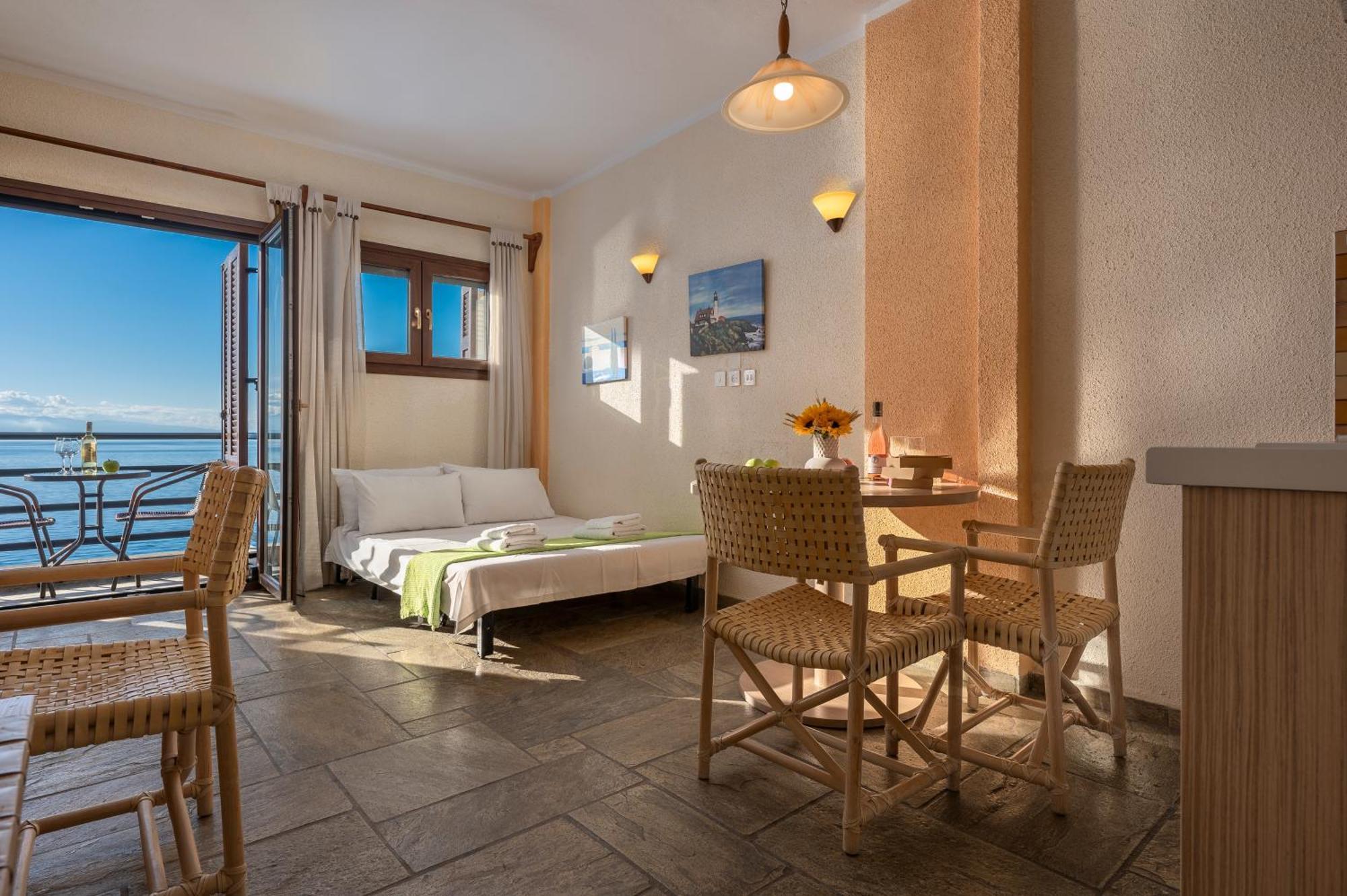אפיסוס Agnanti Hotel Apartments מראה חיצוני תמונה